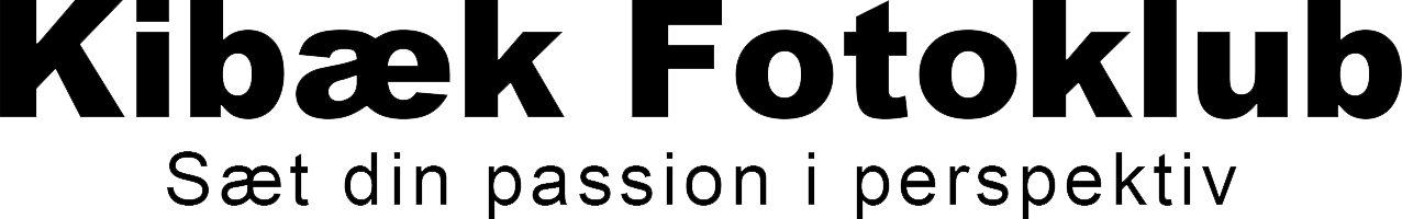 Kibæk Fotoklub logo sort tekst på transparent baggrund